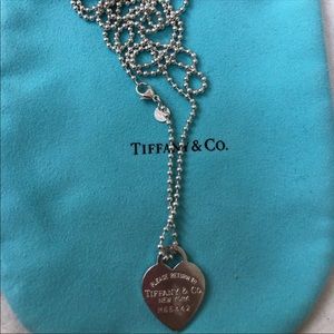 Authentic TIFFANY & Co Long Heart necklace